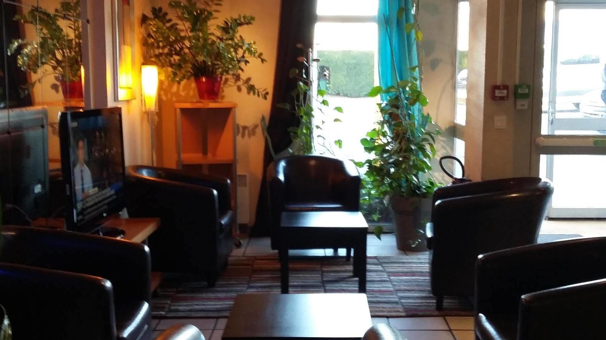 Ibis Budget Chilly-Mazarin Les Champarts Kültér fotó