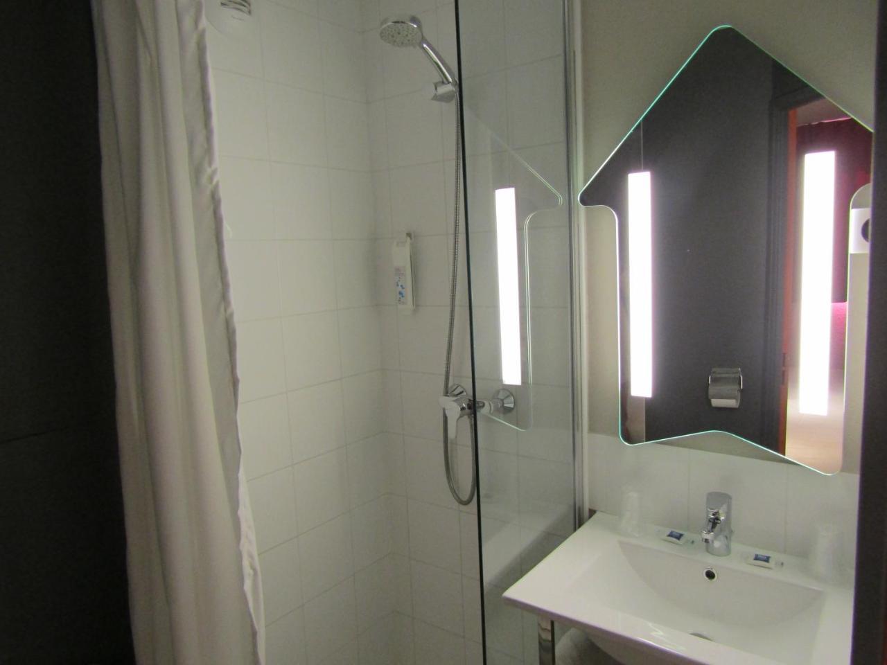 Ibis Budget Chilly-Mazarin Les Champarts Kültér fotó